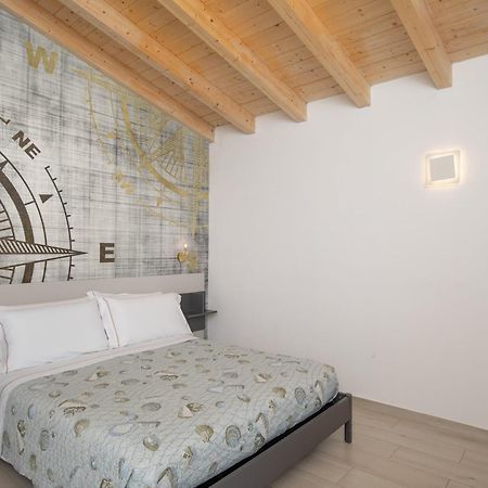 Theodore Rooms San Teodoro  Ngoại thất bức ảnh